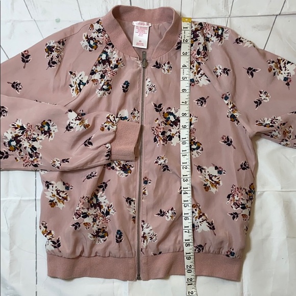 Xhilaration reversible jacket size XS B1112 - Picture 2 of 5